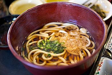 《我的世界：传奇》明年春季发售 全新CG演示赏